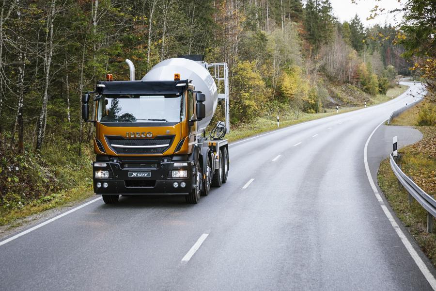  Iveco Stralis X-WAY 400SL 8x4 Mixer 2017 года  (фото 11 из 11)